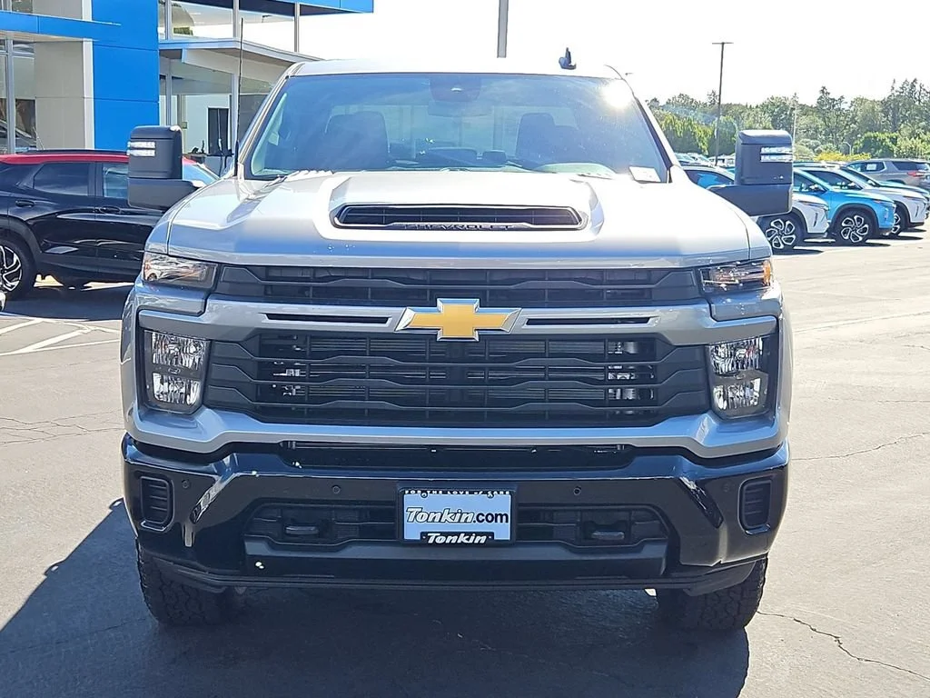 2026 Chevrolet Silverado 2500 HD Custom - Photo 9