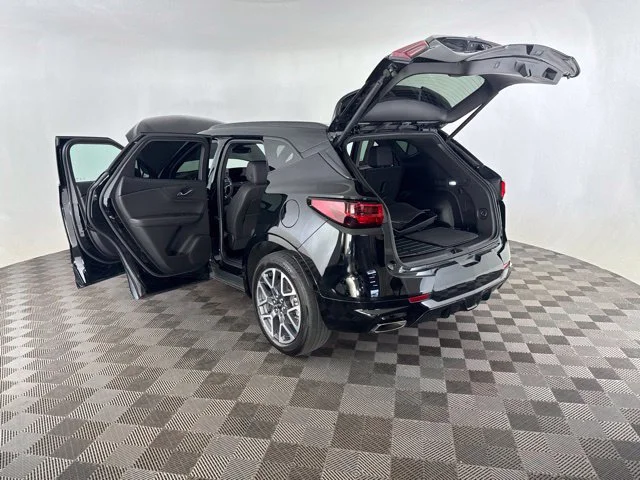 Used 2023 Black Chevrolet RS image 16