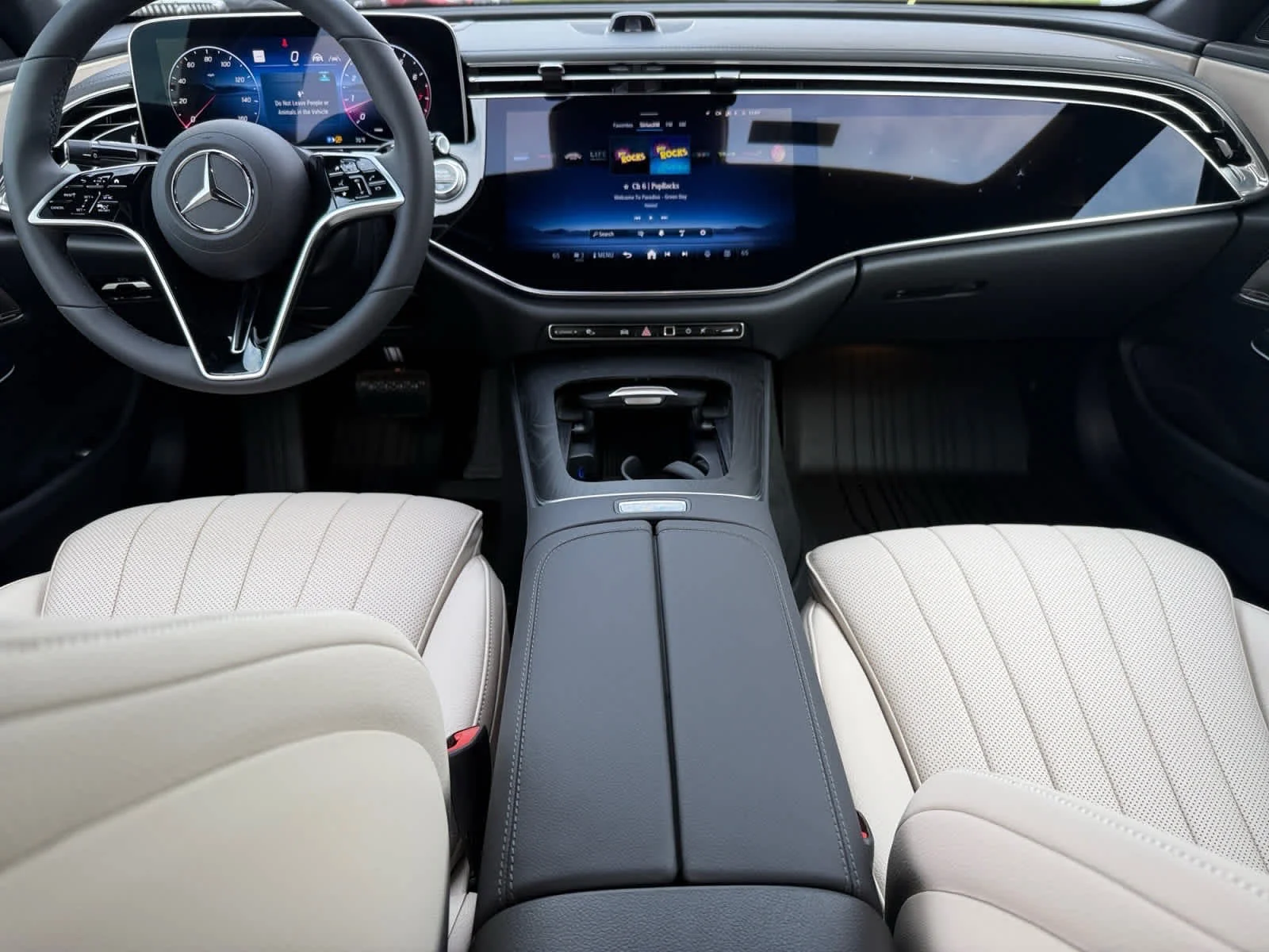 New 2026 Polar White Mercedes-Benz E 350 image 13