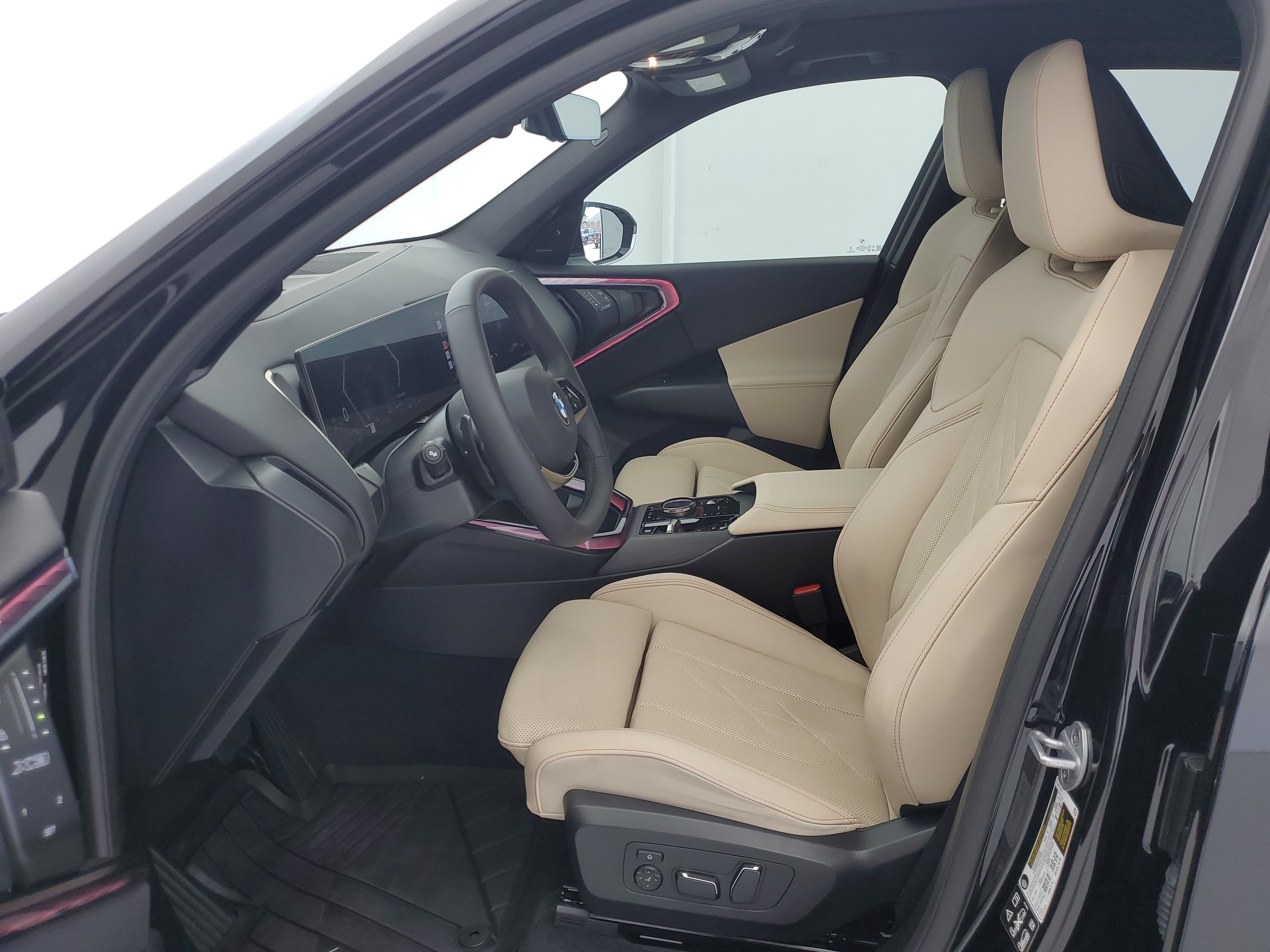 Used 2025 Black Sapphire Metallic BMW 30 xDrive image 19