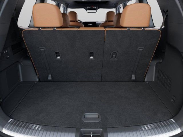 Certified Used 2025 Gray Kia SX X-Line image 19