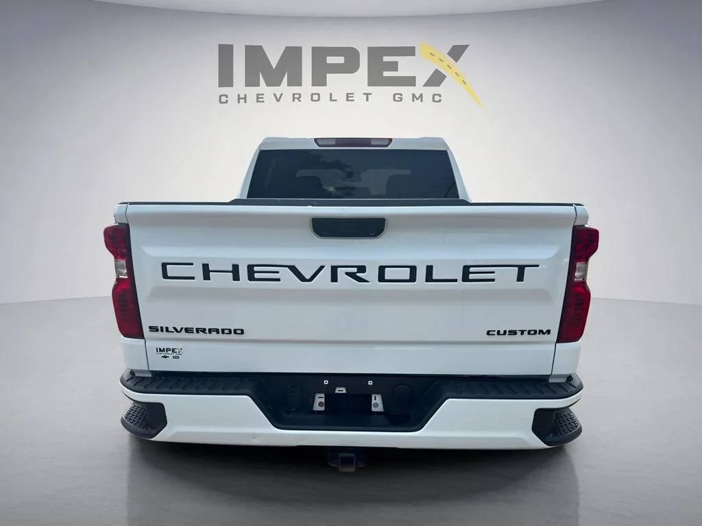 Used 2024 Summit White Chevrolet Custom image 4