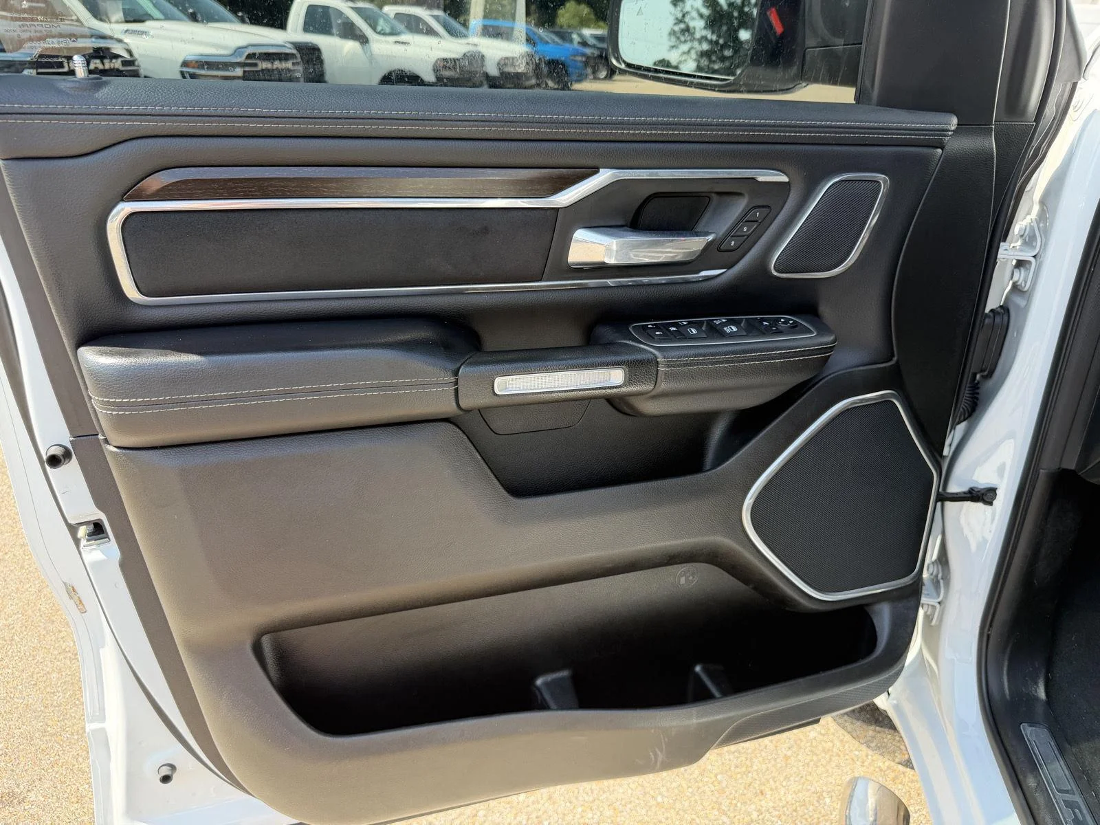 Used 2022 Bright White Clearcoat Ram Laramie image 16