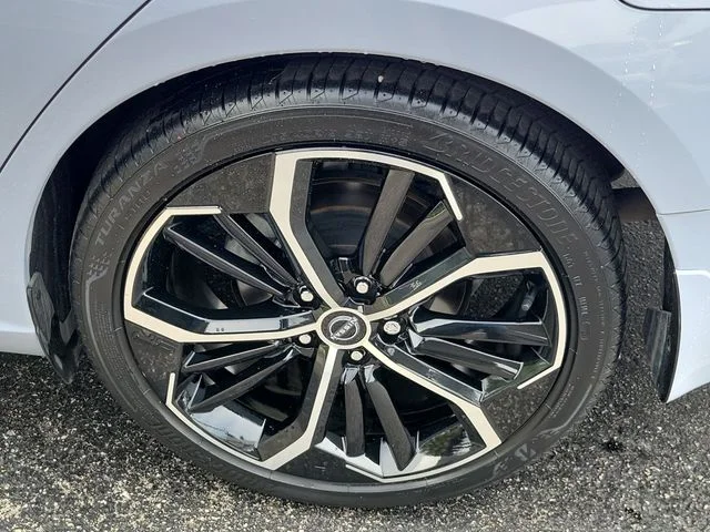 Certified Used 2024 Gray Nissan 2.5 SR image 9