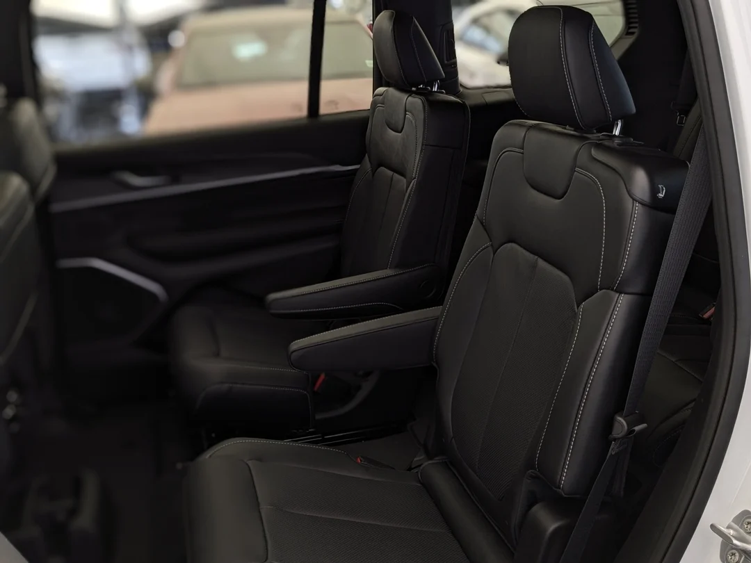 New 2026 White Jeep Limited Reserve - - 4x4 - Pano Sunroof - 6- Passenger Seating - Trailer Tow - Vent Seats & More! image 32