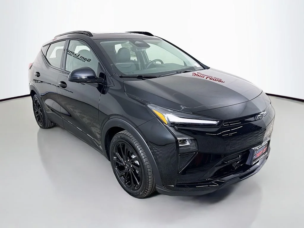 2027 Chevrolet Bolt EV RS Auto's photo