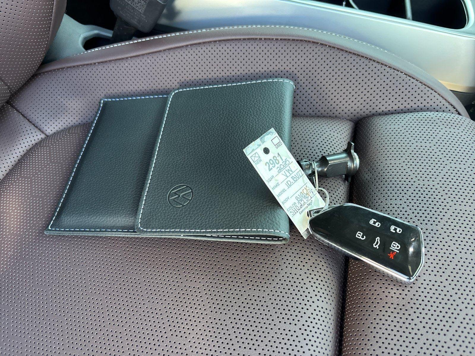 2025 Volkswagen ID. Buzz PRO S - Photo 41