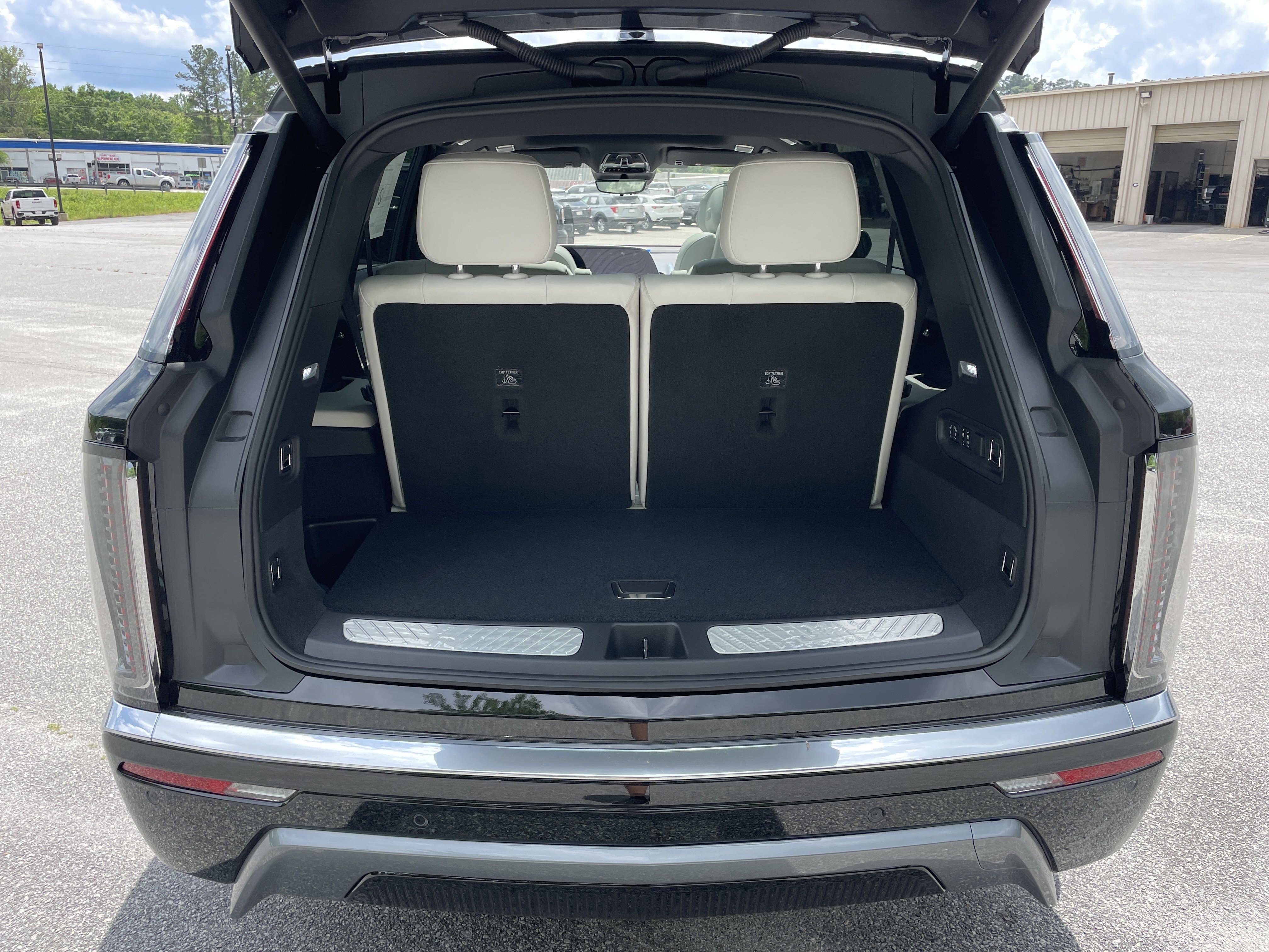 2026 Cadillac VISTIQ Luxury - Photo 4