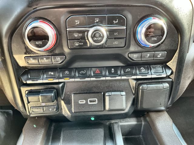 Used 2020 WHITE FROST TRICOAT GMC Denali image 17