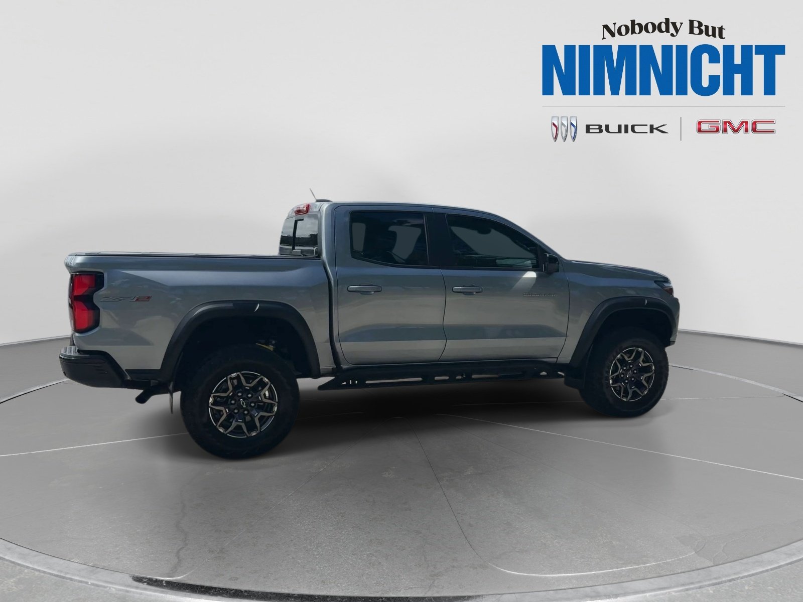 2024 Chevrolet Colorado ZR2 - Photo 8