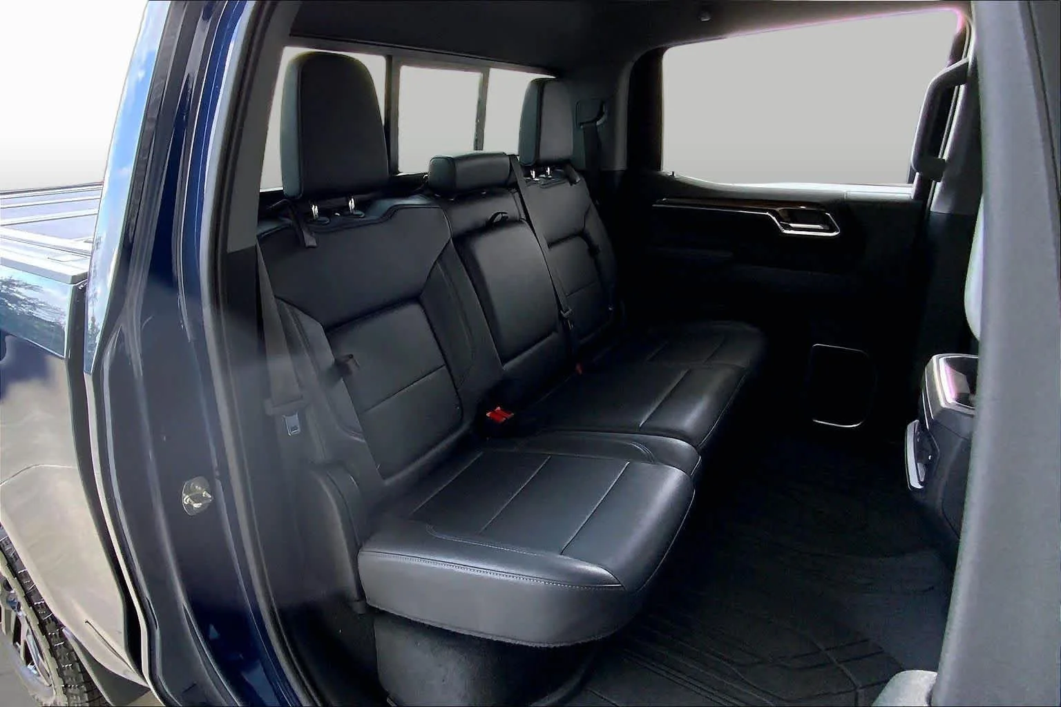 Used 2023 Northsky Blue Metallic Chevrolet RST image 20