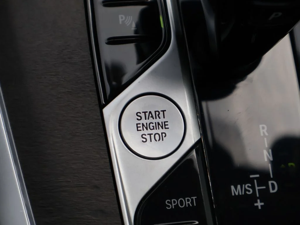 Used 2021 Black BMW xDrive40i image 53
