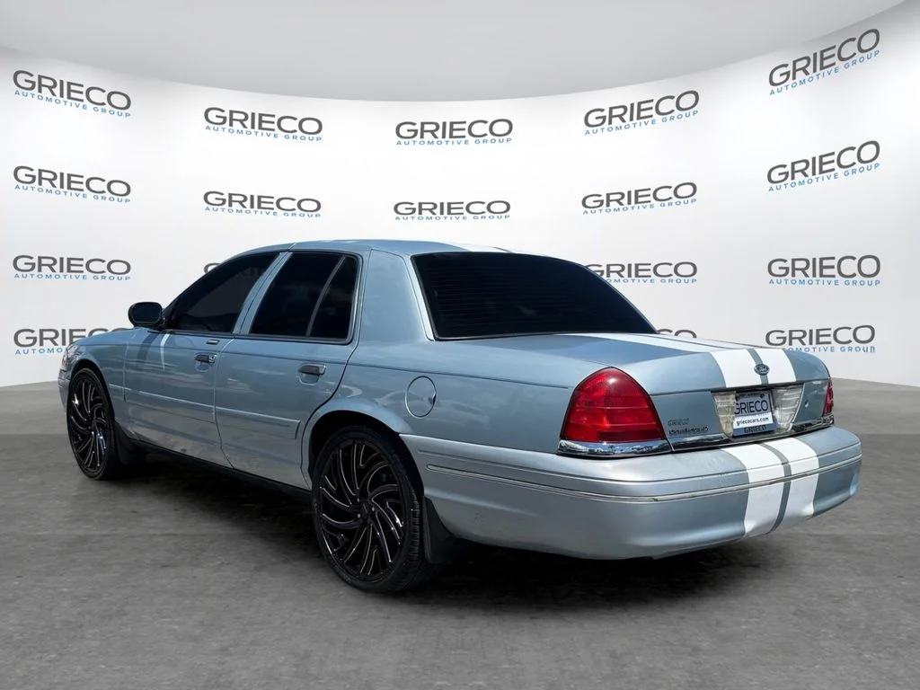 Used 2005 Silver Ford LX image 5