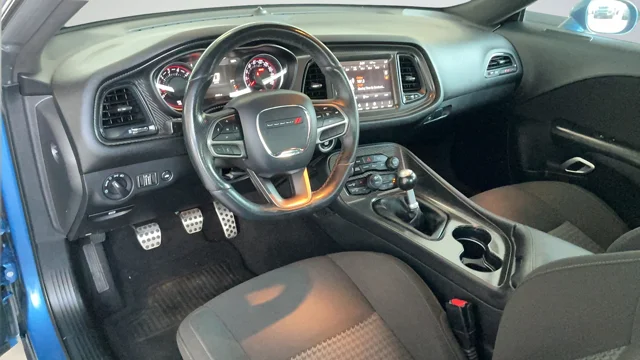 Used 2020 Blue Dodge R/T Scat Pack Widebody image 9