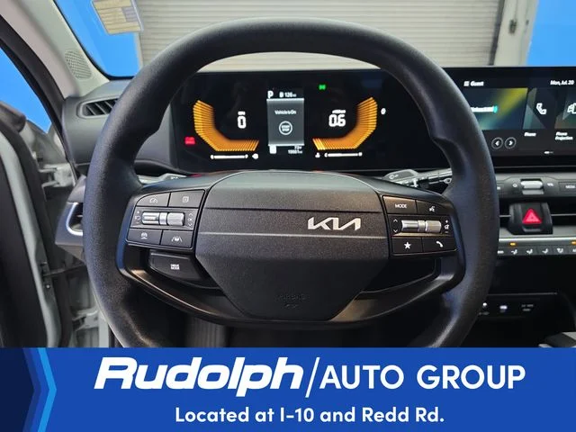 Used 2025 Morning Haze Kia LXS image 15