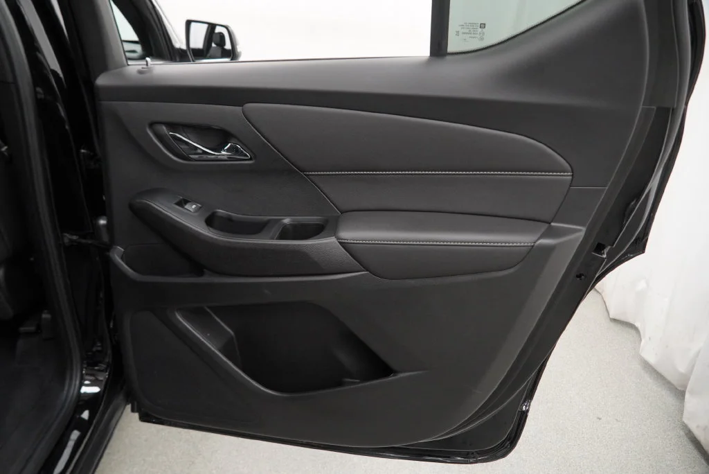 Used 2023 MOSAIC BLACK METALLIC Chevrolet LT Leather image 37