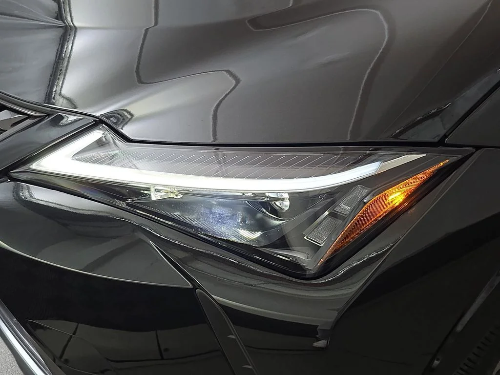 New 2026 Black Lexus 300h Premium image 29