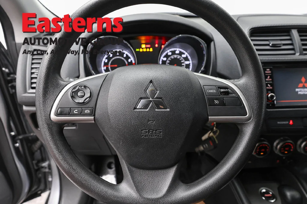 Used 2024 Gray Mitsubishi 2.0 ES image 10