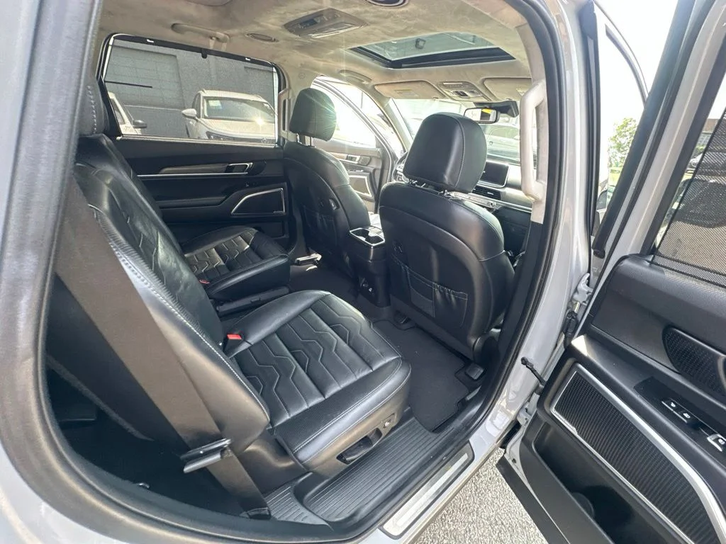 Used 2022 Gray Kia SX image 32