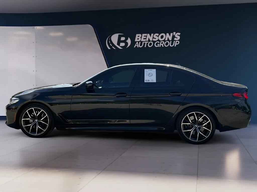 Used 2023 Black BMW 530i image 2