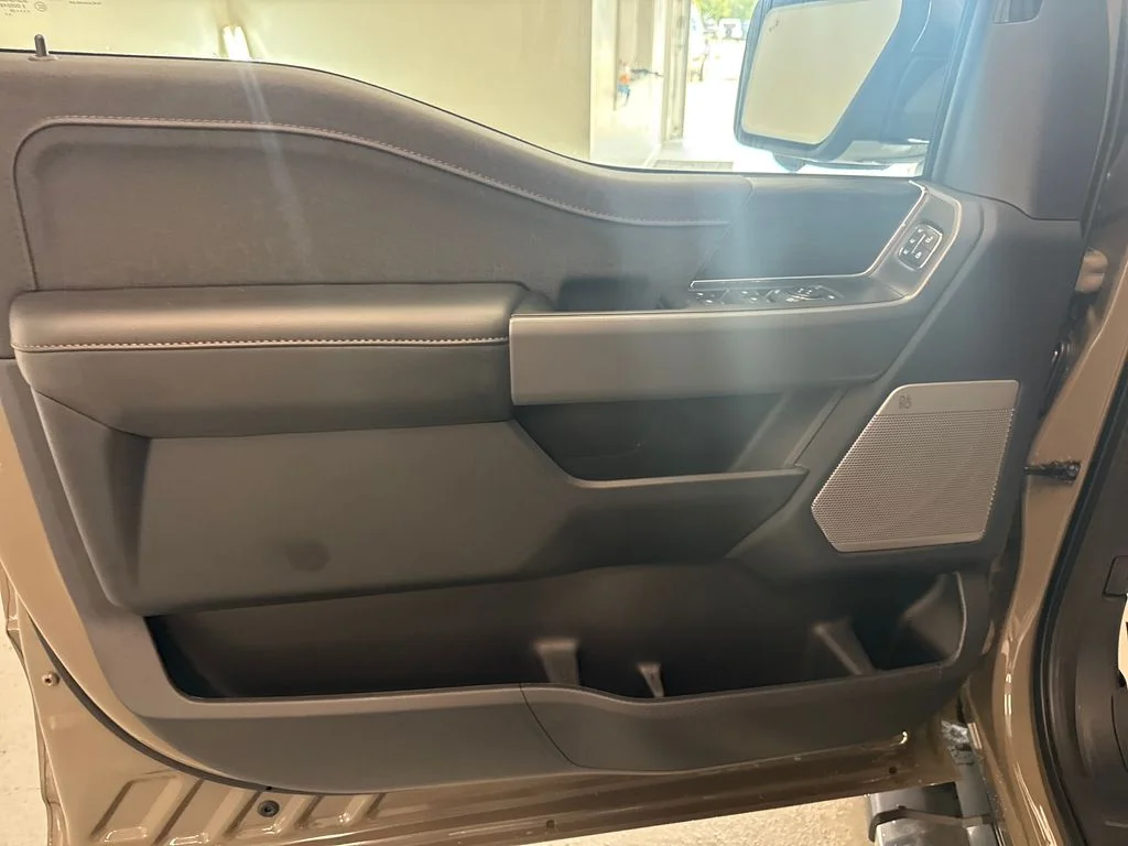 New 2026 Gray Ford Lariat image 15