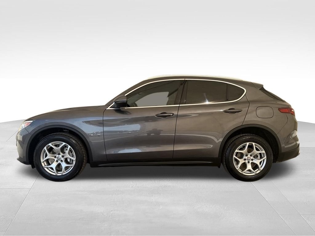 Used 2021 Gray Metallic Alfa Romeo Sprint image 9