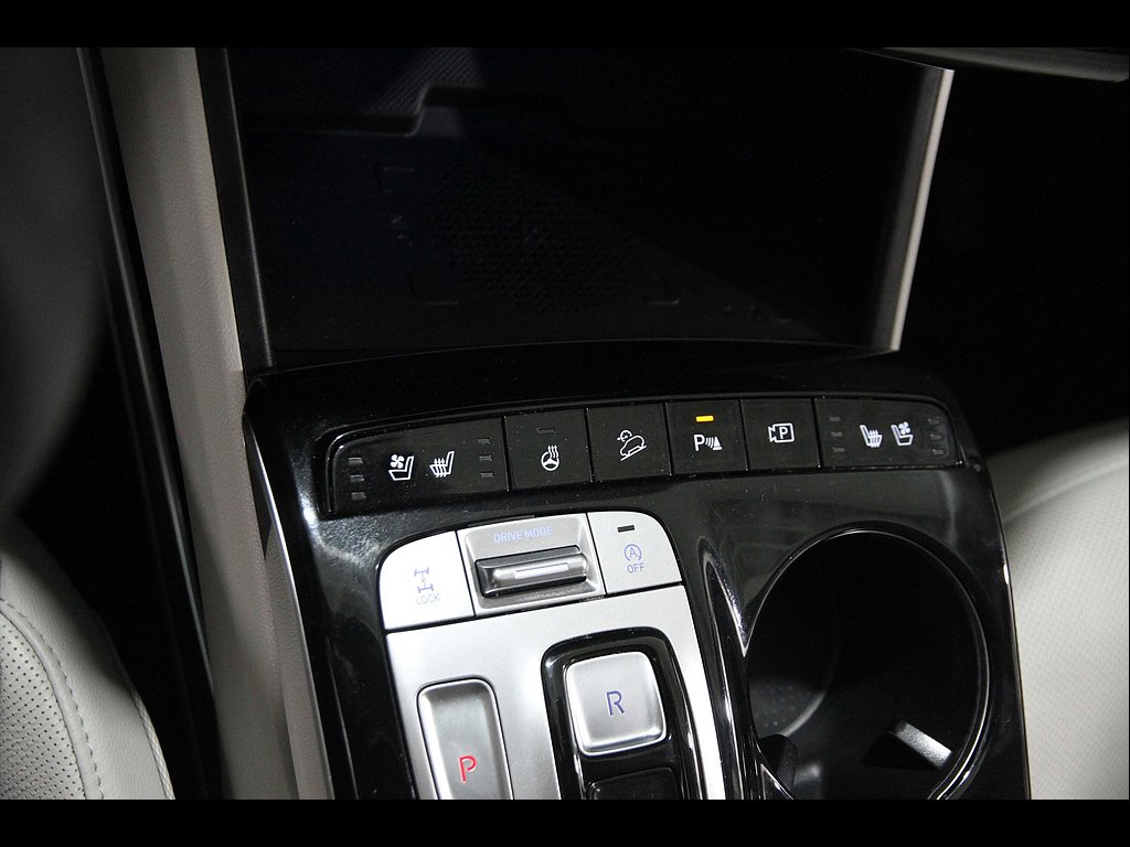 Used 2024 Portofino Gray Metallic Hyundai Limited image 16