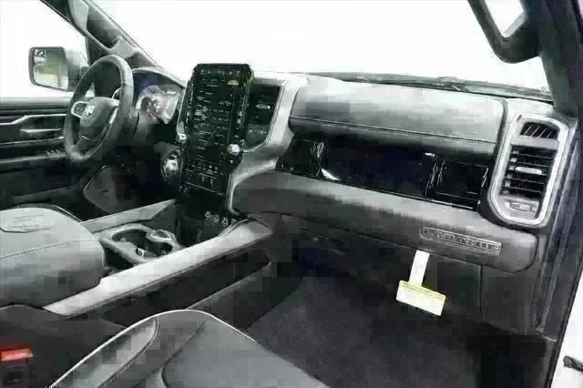 2026 RAM 1500 Laramie - Photo 32