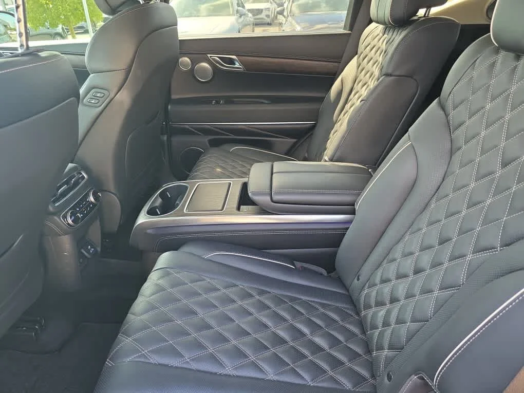 Used 2024 Black Genesis 3.5T Prestige Signature image 8