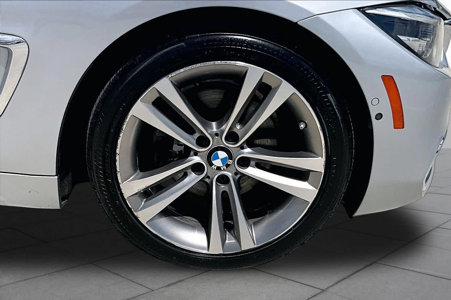 Used 2018 Glacier Silver Metallic BMW 430i image 10