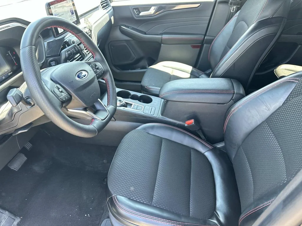 Used 2025 Black Ford ST-Line Select image 16