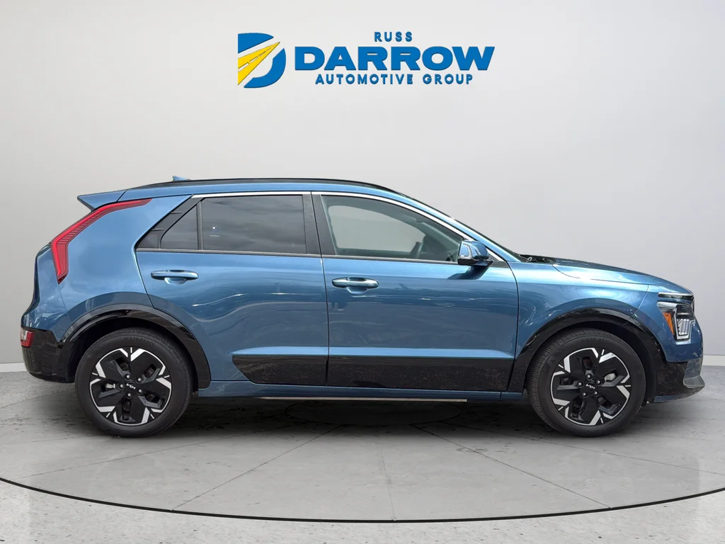 Certified Used 2023 Blue Kia Wave image 6