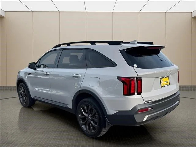 Used 2023 Gray Kia X-Line EX image 4