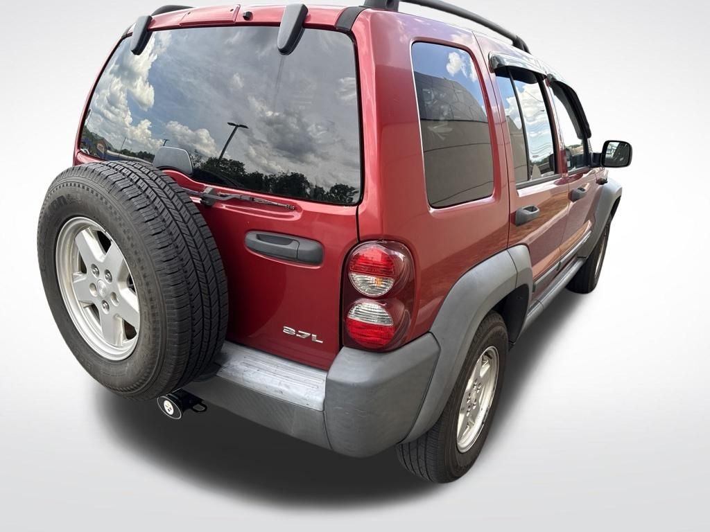 Used 2006 Red Jeep Sport image 3