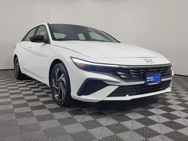 2025 Hyundai Elantra Blue - Photo 6