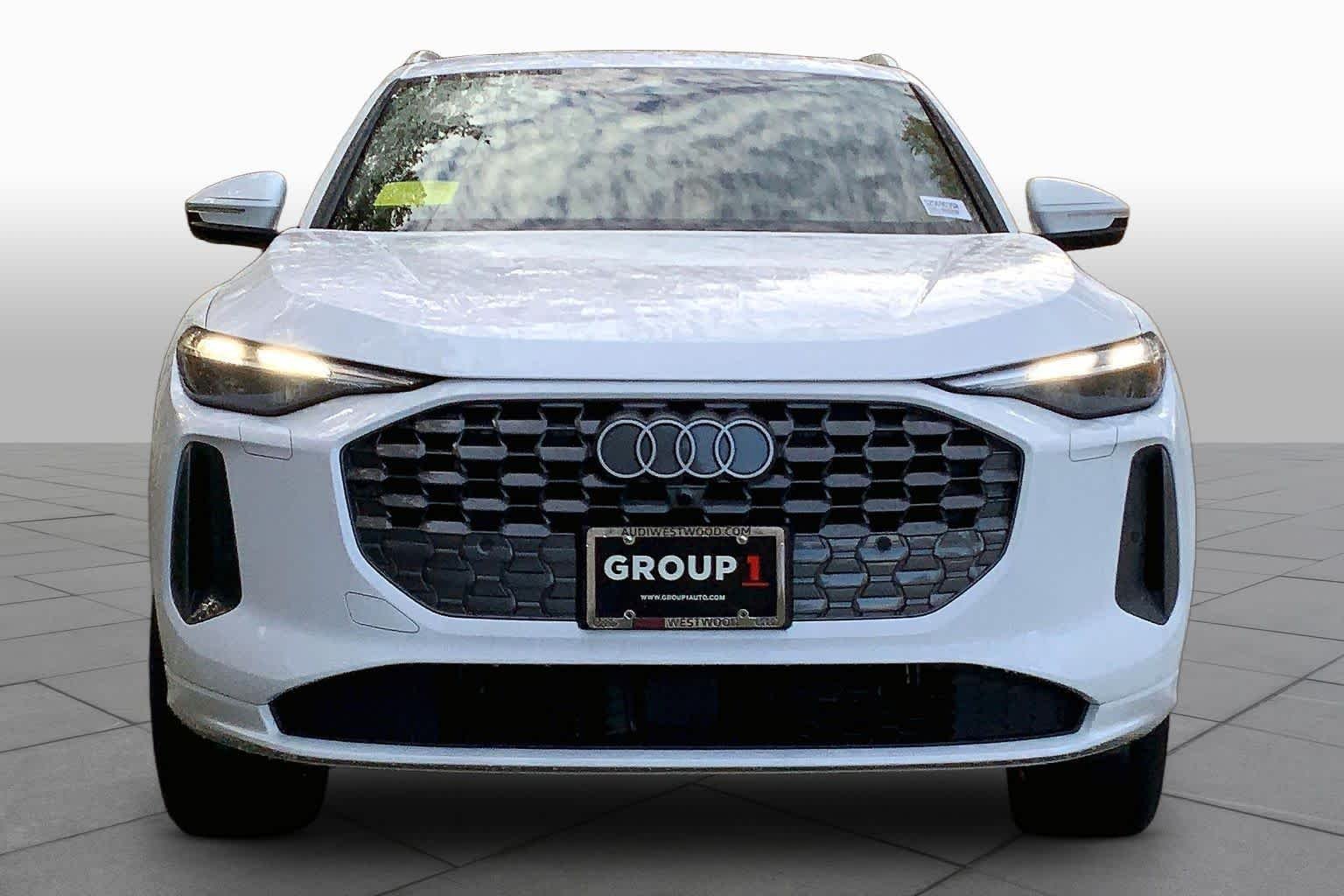 Certified Used 2025 Arkona White Audi Premium image 3