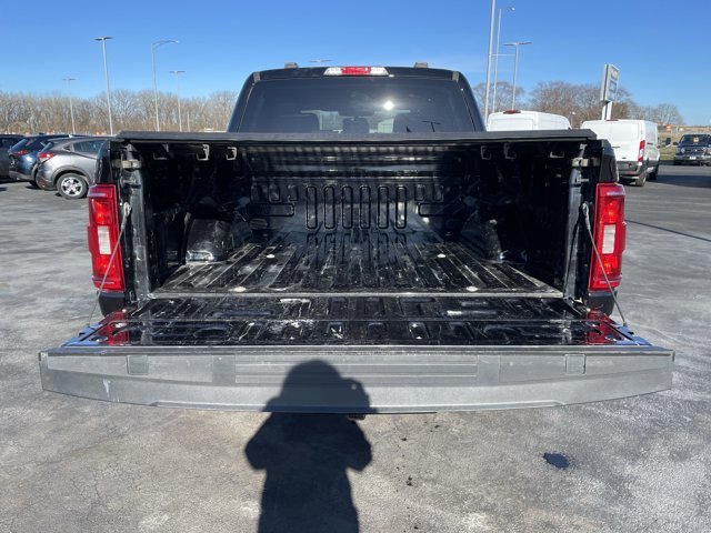 Used 2022 Agate Black Ford XLT image 40