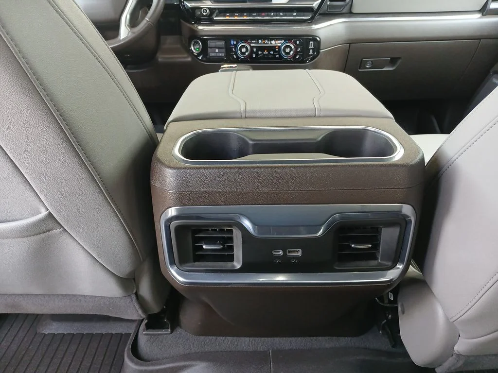 2023 Chevrolet Silverado 1500 LTZ - Photo 22