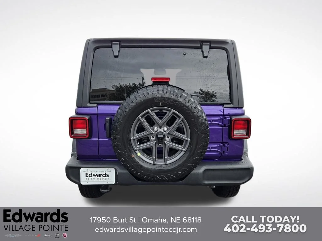 New 2026 Reign Jeep Sport S image 4