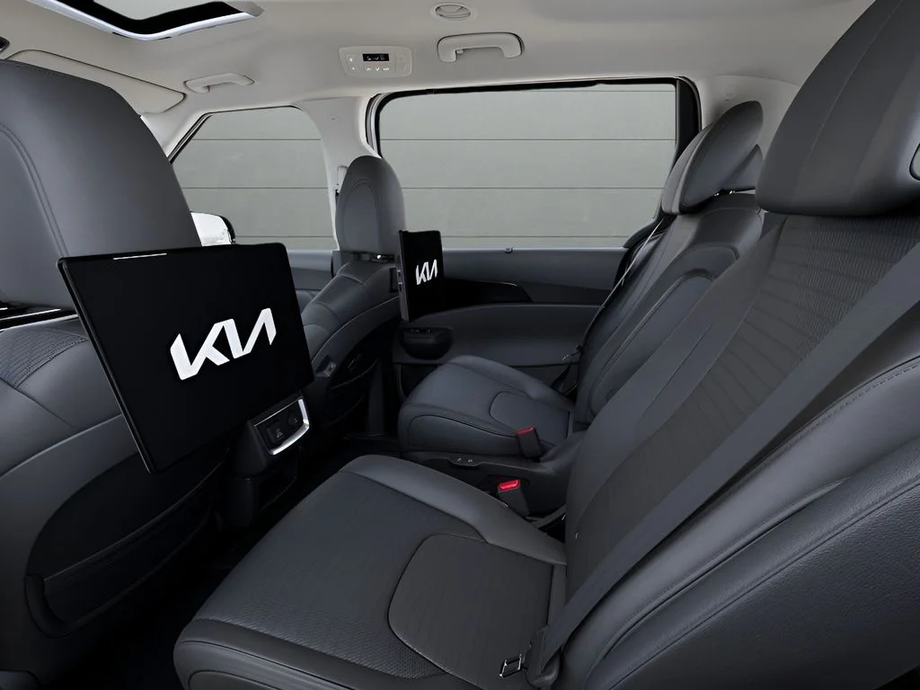 New 2026 White Kia SX Prestige image 18