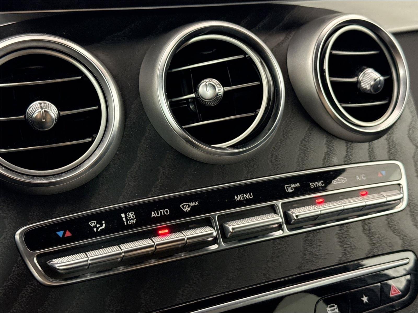 Used 2022 Black Mercedes-Benz GLC 300 image 26