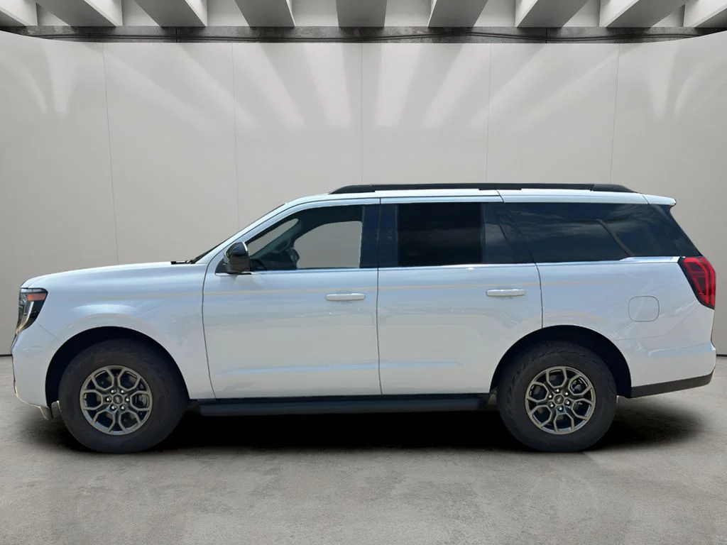 New 2025 Space Silver Metallic Ford Active image 2