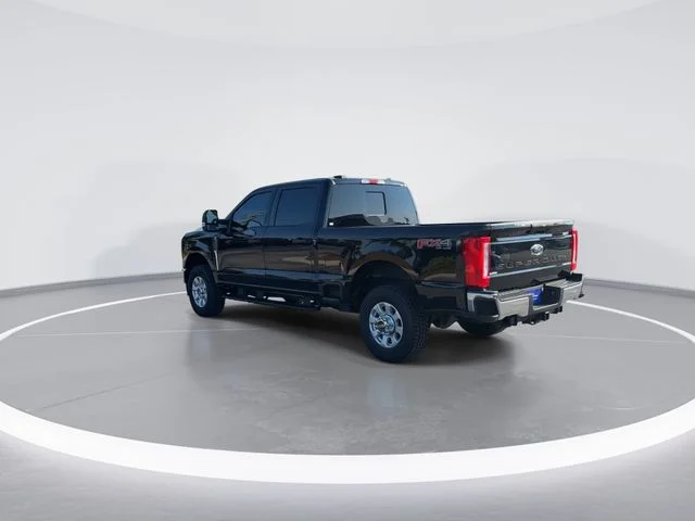 Used 2023 Black Ford XLT image 7