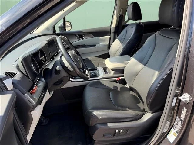 Used 2022 Gray Kia LXS image 15