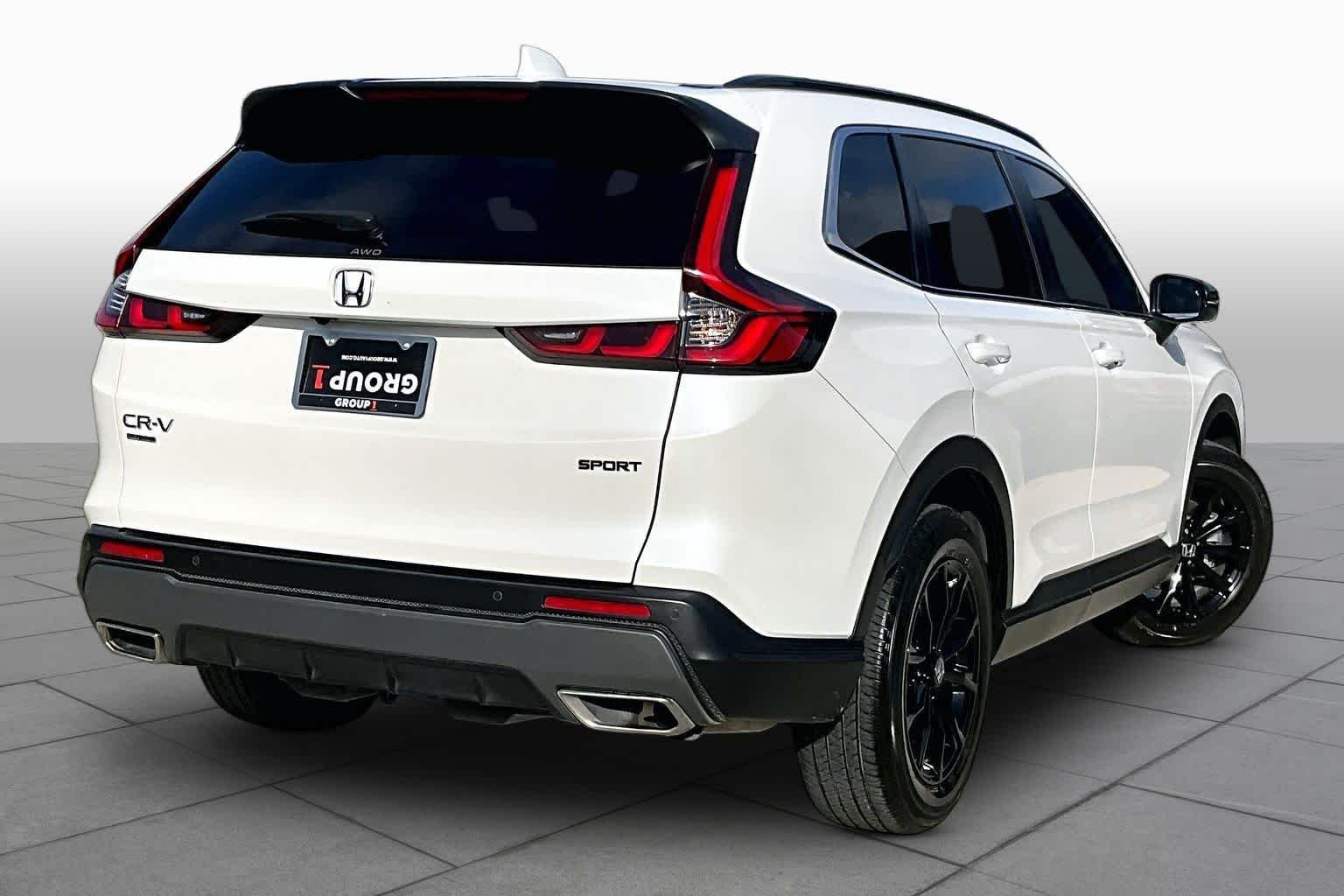 Certified Used 2025 Platinum White Pearl Honda Sport-L image 12