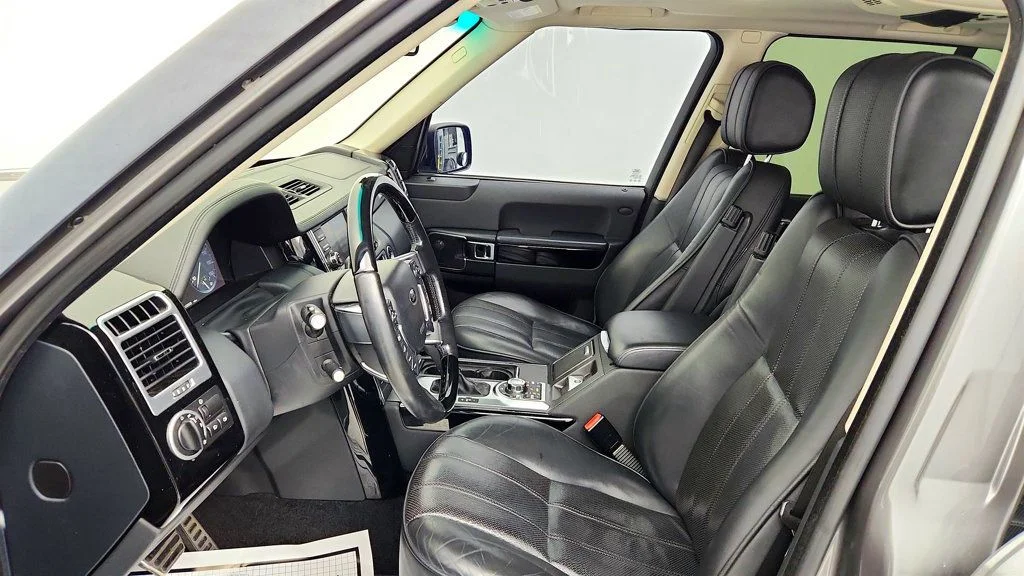 Used 2011 Stornoway Grey Metallic Land Rover 4WD 4dr SC image 20