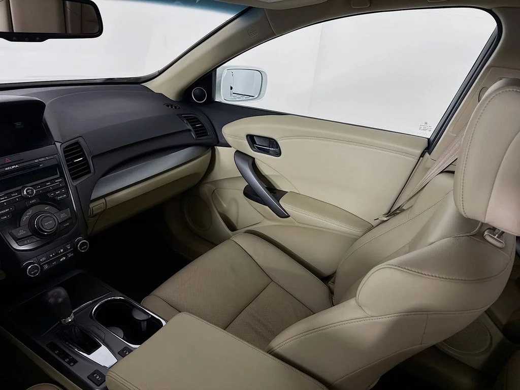 Used 2014 White Diamond Pearl Acura Technology Package image 25