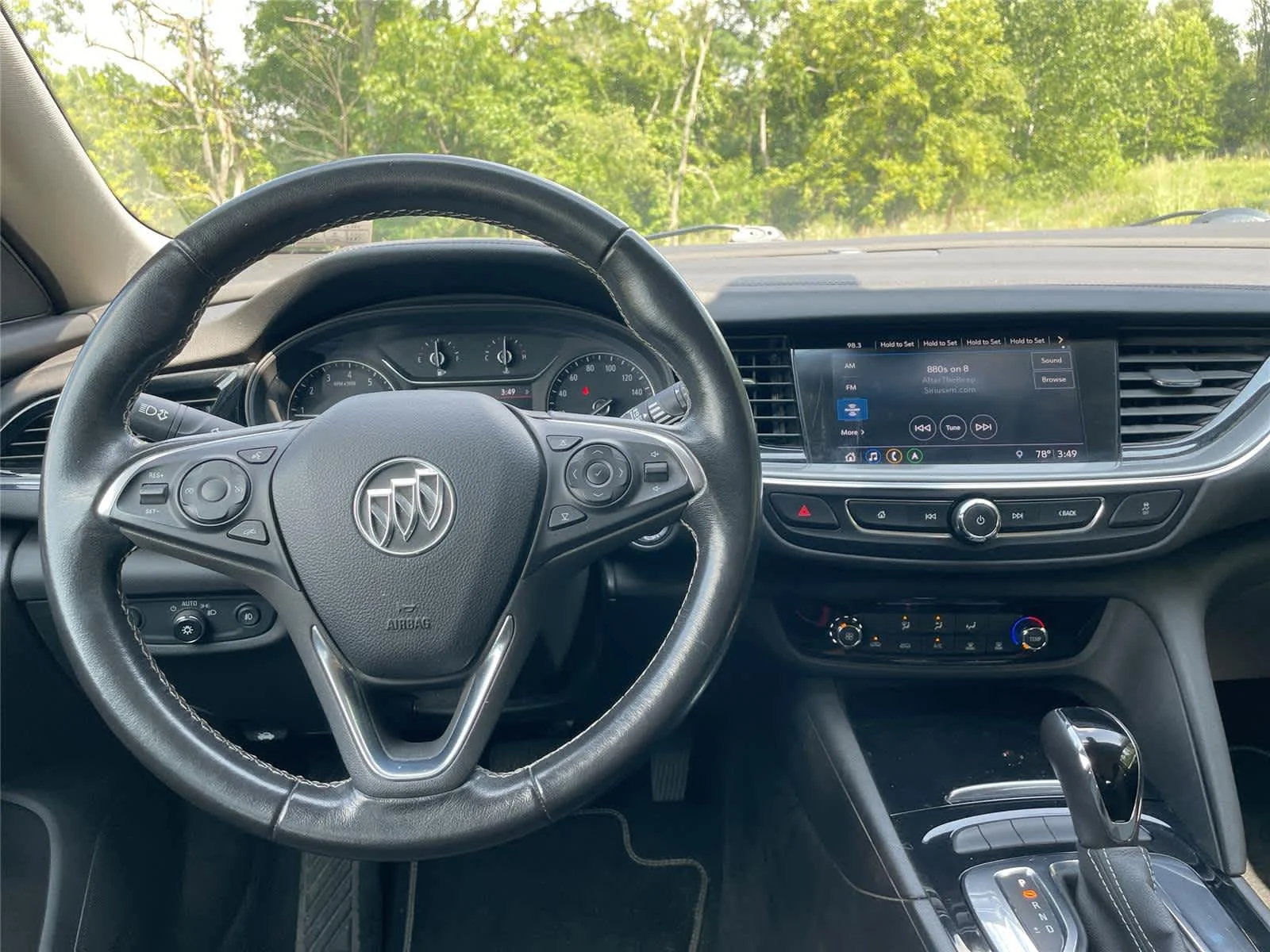 Used 2018 Rioja Red Metallic Buick Preferred image 18
