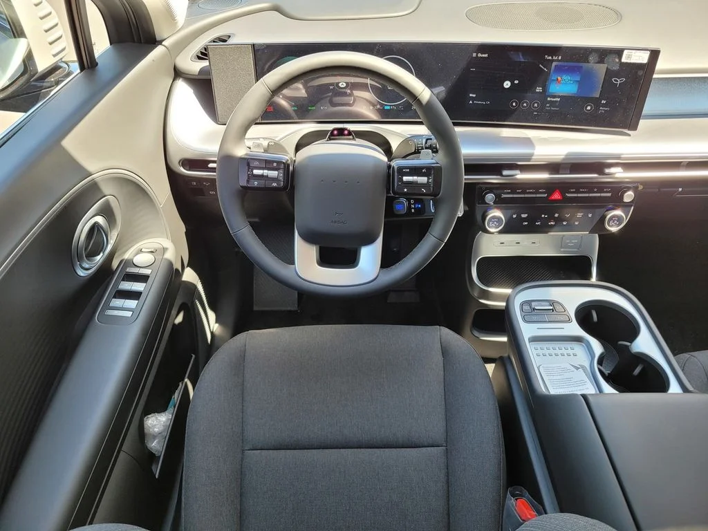 2026 Hyundai IONIQ 9 SE - Photo 7