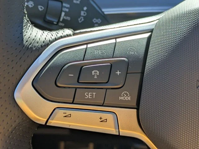 2026 Volkswagen Tiguan SE R-LINE BLACK - Photo 26
